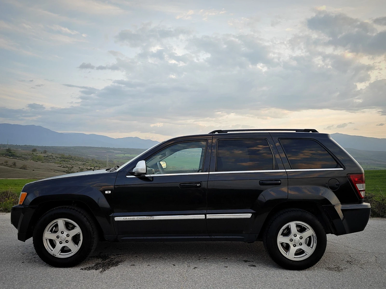 Jeep Grand cherokee * 4х4* LIMITED* FULL*  - изображение 7