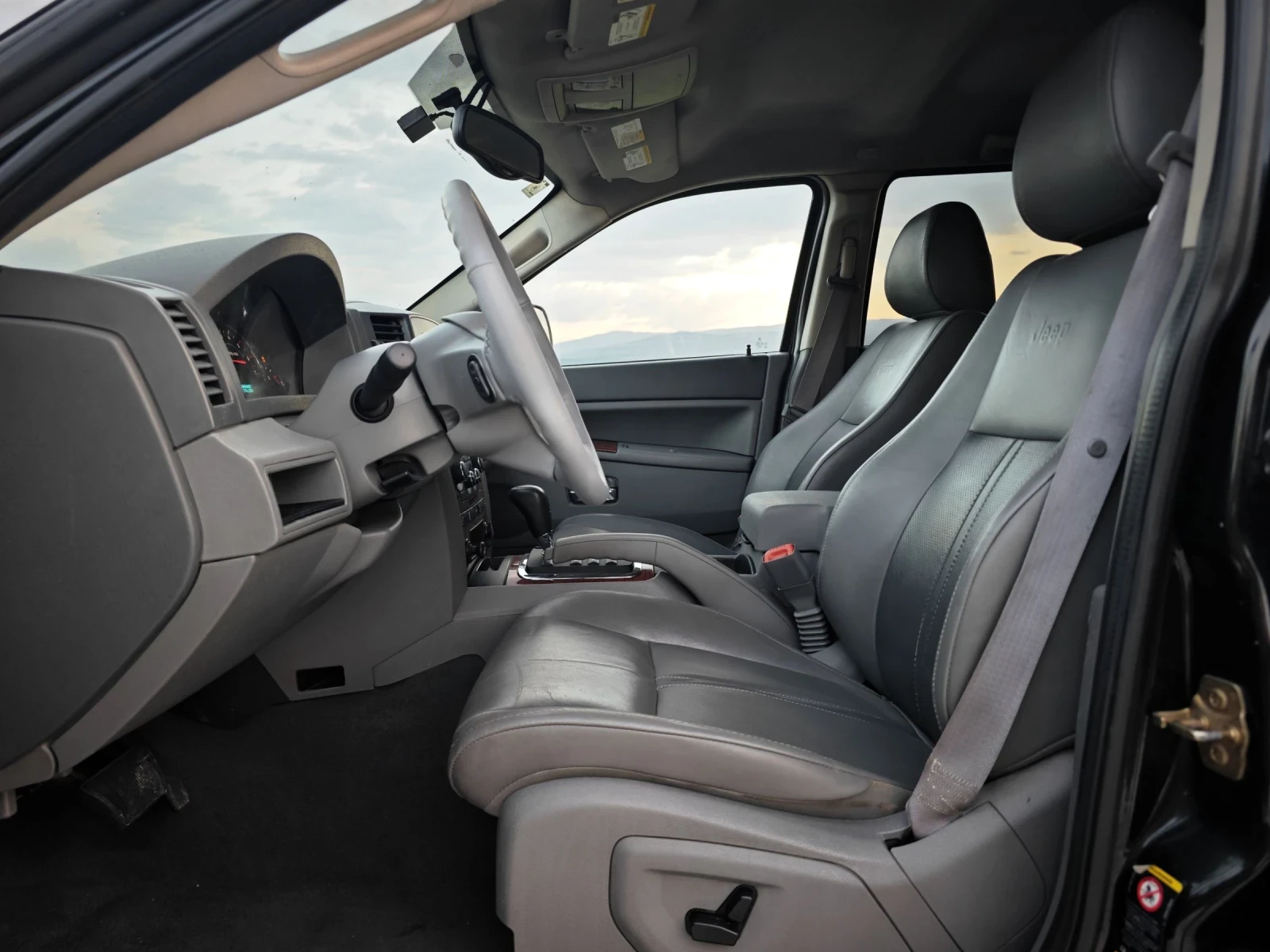 Jeep Grand cherokee * 4х4* LIMITED* FULL*  - изображение 8