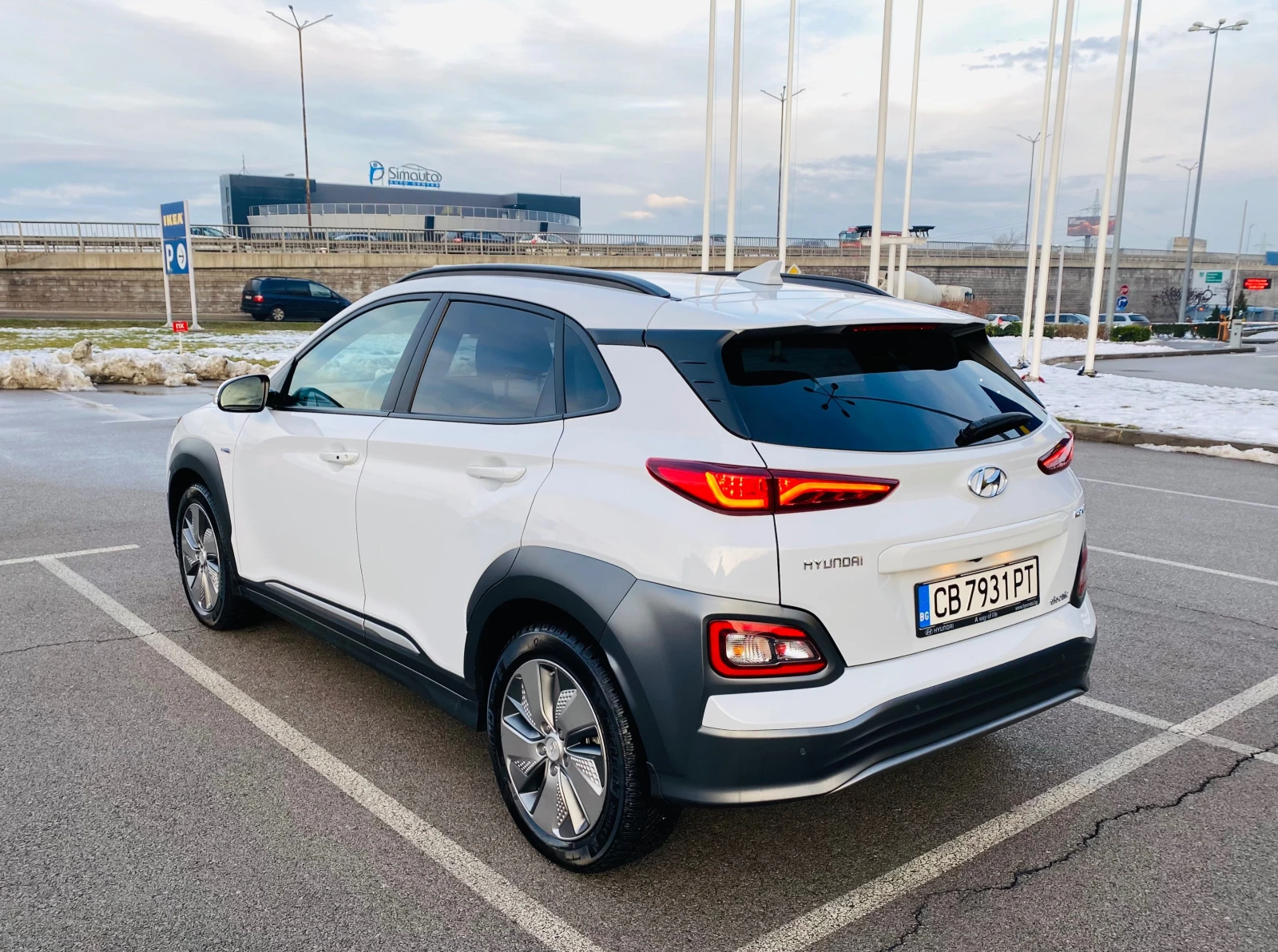 Hyundai Kona  - изображение 5