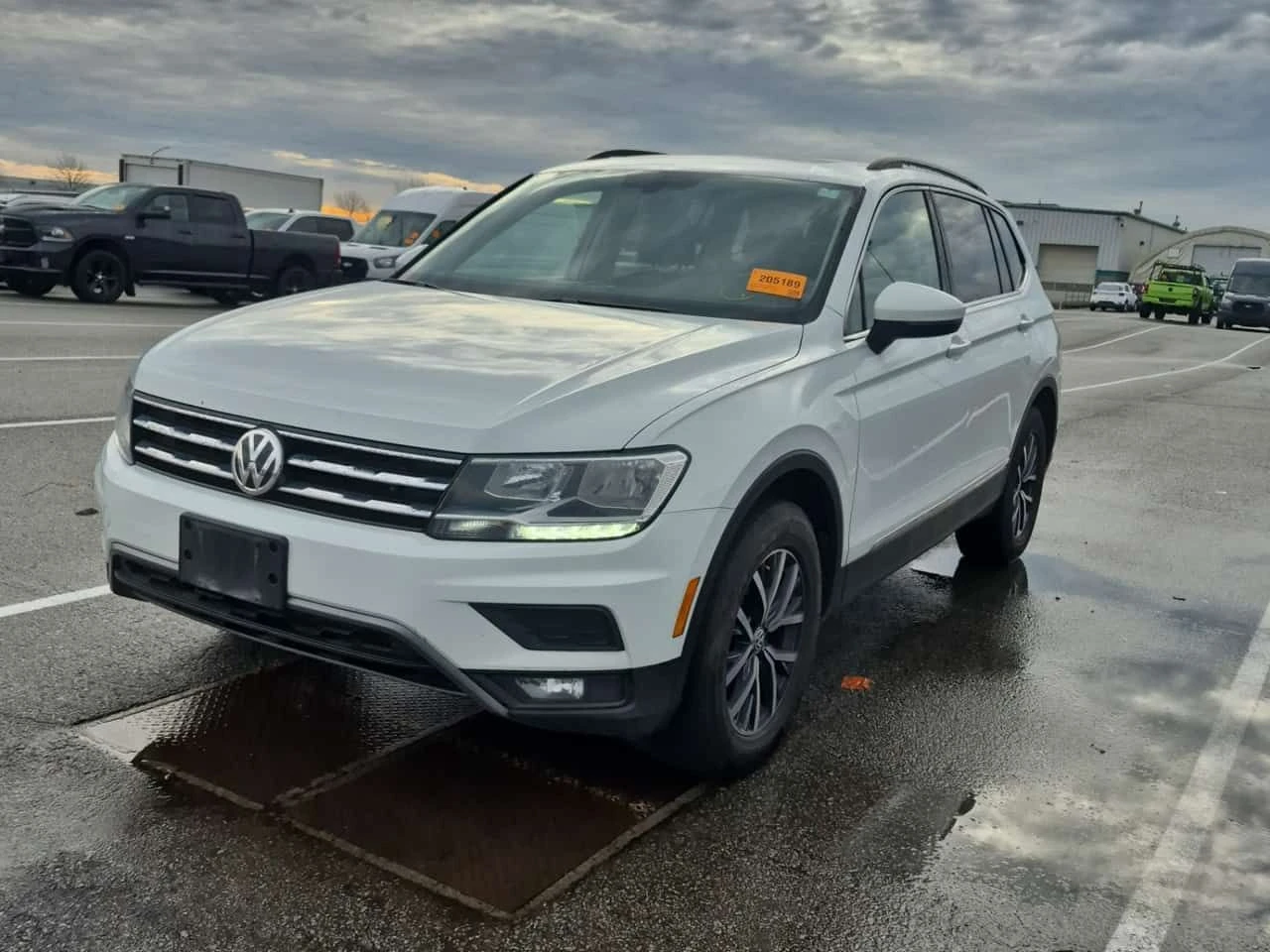 VW Tiguan COMFORTLINE * PANORAMA* ��������* �� �����* CARFAX | Mobile.bg � ����������� 1