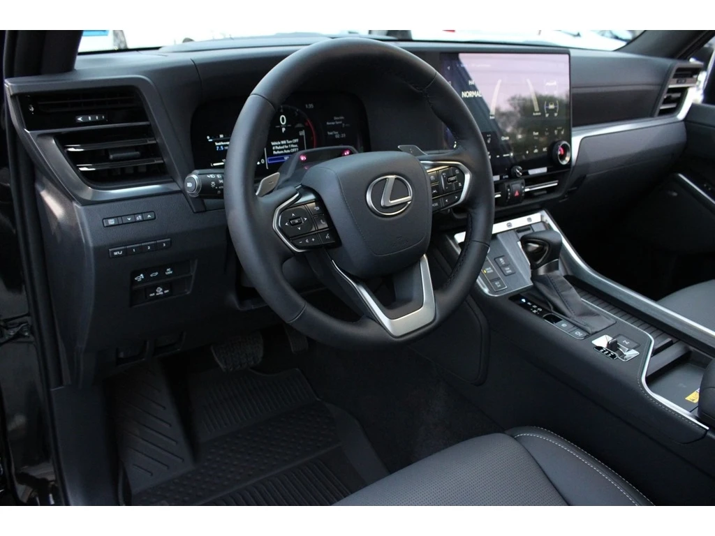 Lexus GX 550 Luxury+ , 7 места , Месечна вноска от 1217  , снимка 6 - Автомобили и джипове - 53708451