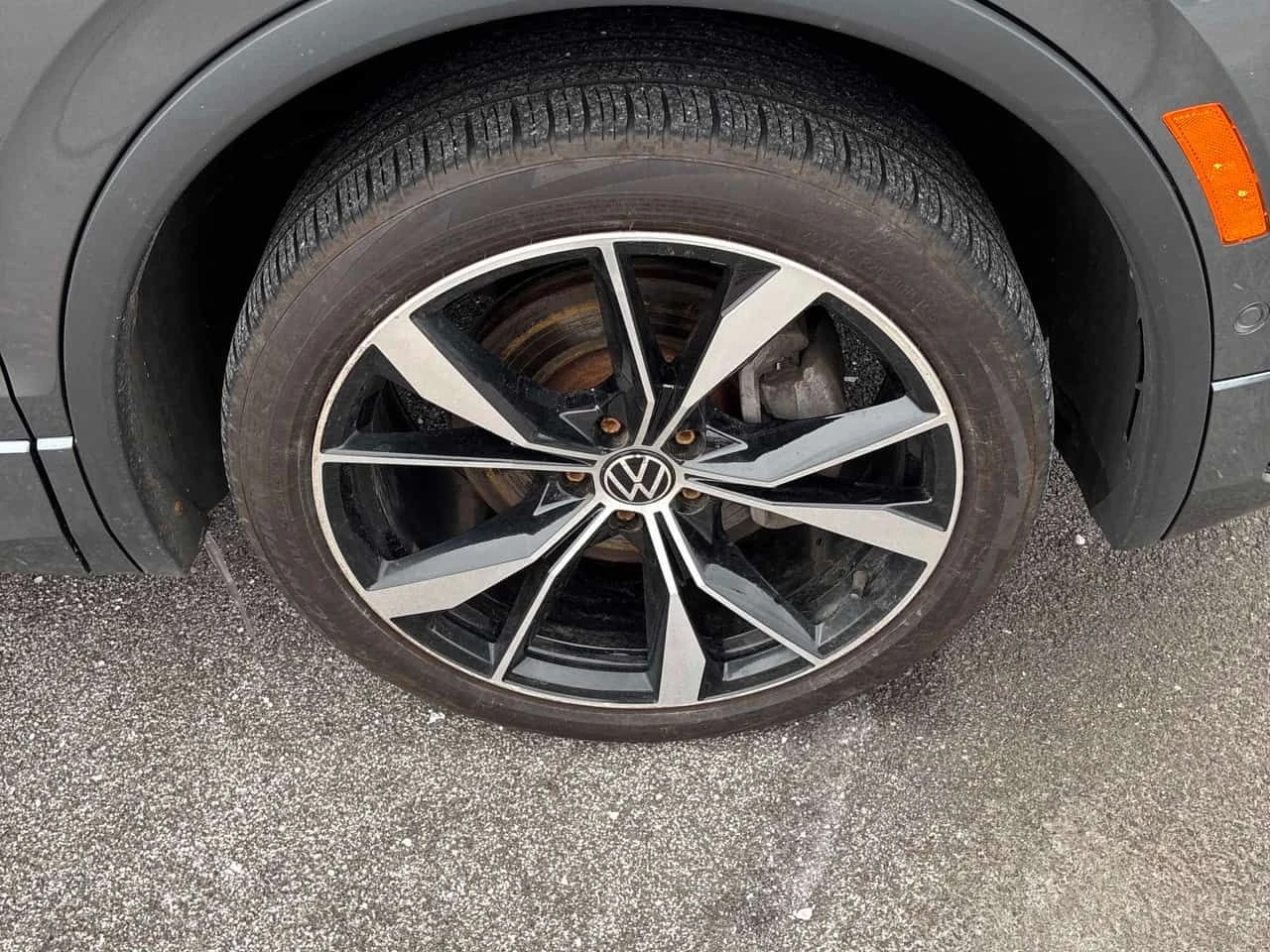 VW Tiguan * Highline R Line * Дигитално табло * Обдухване * , снимка 7 - Автомобили и джипове - 53953859