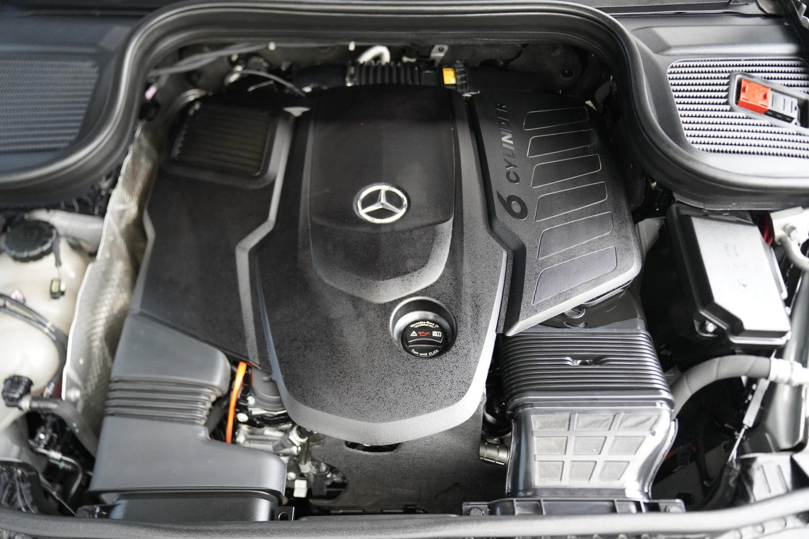 Mercedes-Benz GLE 450 AMG Line Coupe 4Matic Night Package, снимка 15 - Автомобили и джипове - 54104702