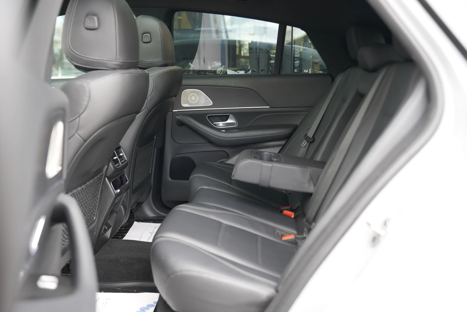 Mercedes-Benz GLE 450 AMG Line Coupe 4Matic Night Package, снимка 11 - Автомобили и джипове - 54104702