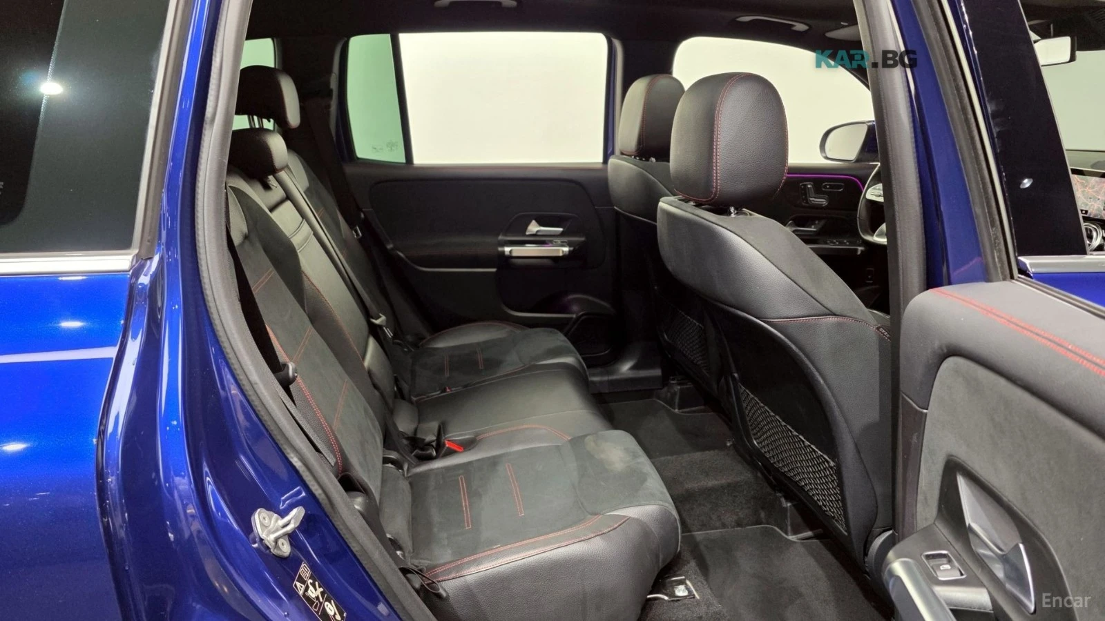 Mercedes-Benz GLB 250 4MATIC / AMG PKG / DISTRONIC / ПОДГРЕВИ / ПАНОРАМА, снимка 11 - Автомобили и джипове - 54891903