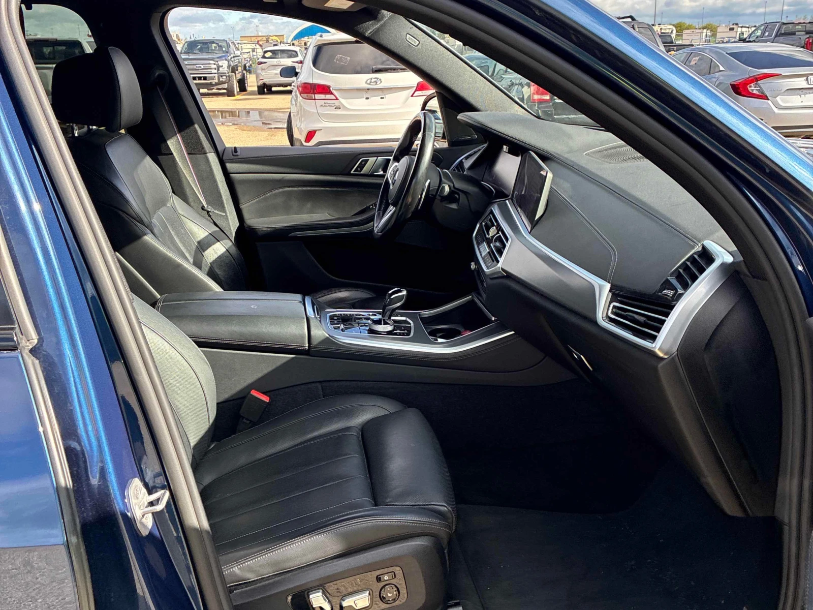 BMW X5 * M50i * CARFAX * , снимка 15 - Автомобили и джипове - 56145838