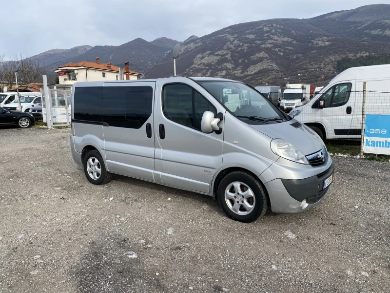 Opel Vivaro -2.0DCI/TOUR/5-местен/КЛИМАТИК/, снимка 3 - Бусове и автобуси - 48427944