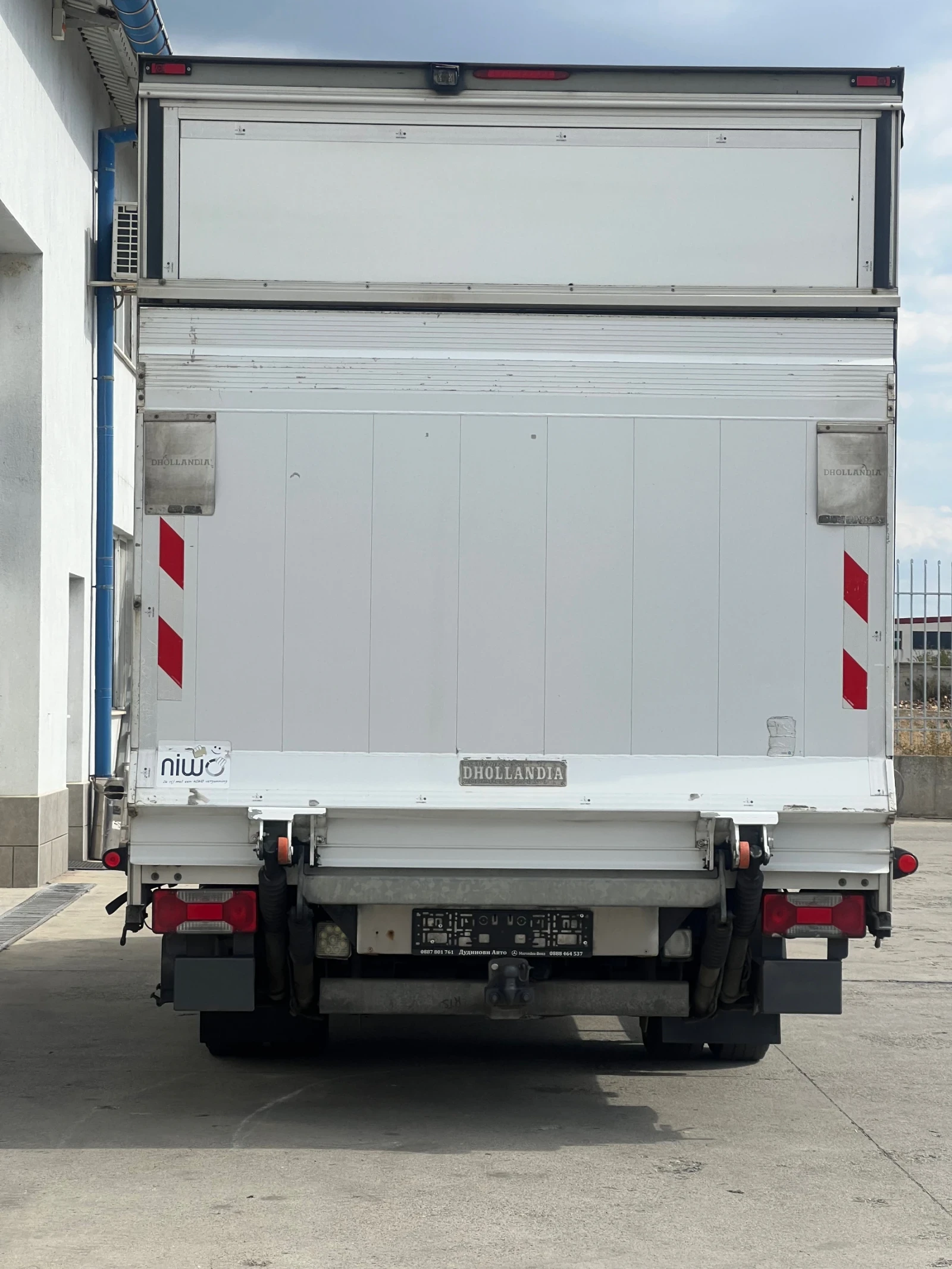 Iveco Daily 35c17 / 3.0L / Щори + падащ борд / Б-кат. - изображение 6