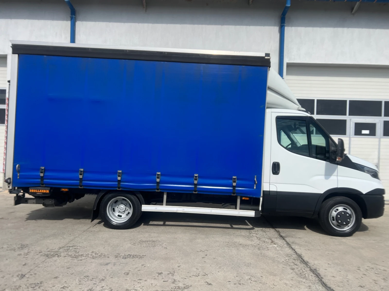 Iveco Daily 35c17 / 3.0L / Щори + падащ борд / Б-кат. - изображение 8