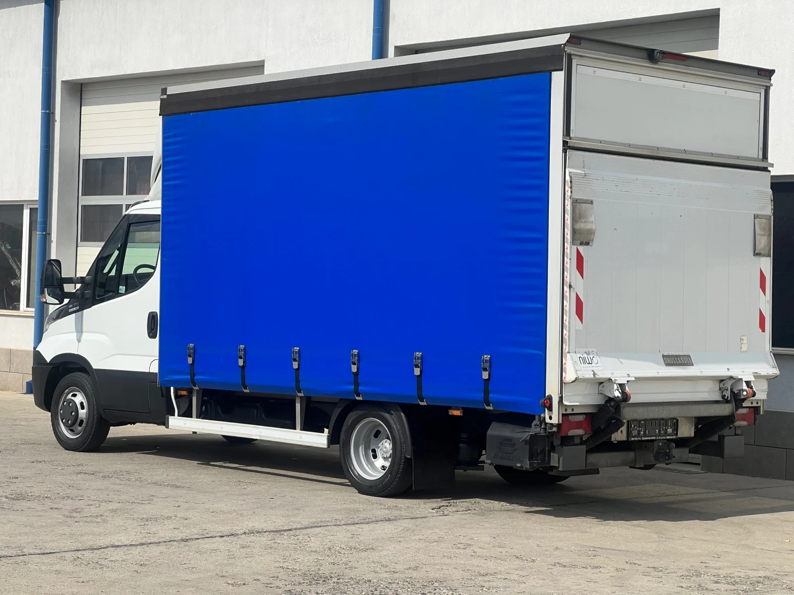 Iveco Daily 35c17 / 3.0L / Щори + падащ борд / Б-кат. - изображение 5
