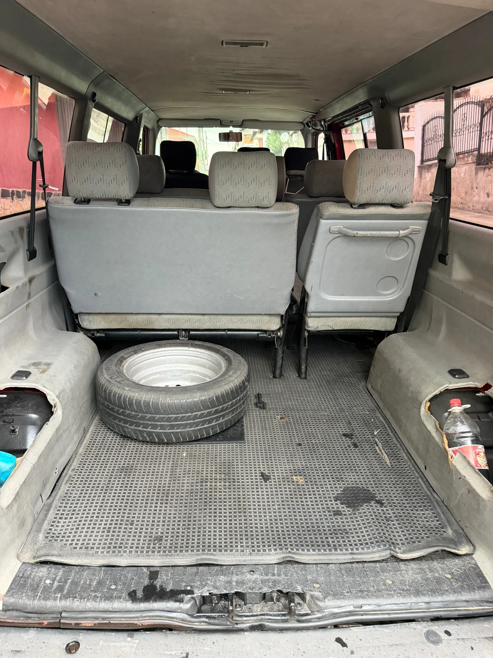 VW Caravelle 2.4d.  Syncro  4x4, снимка 12 - Бусове и автобуси - 54874456