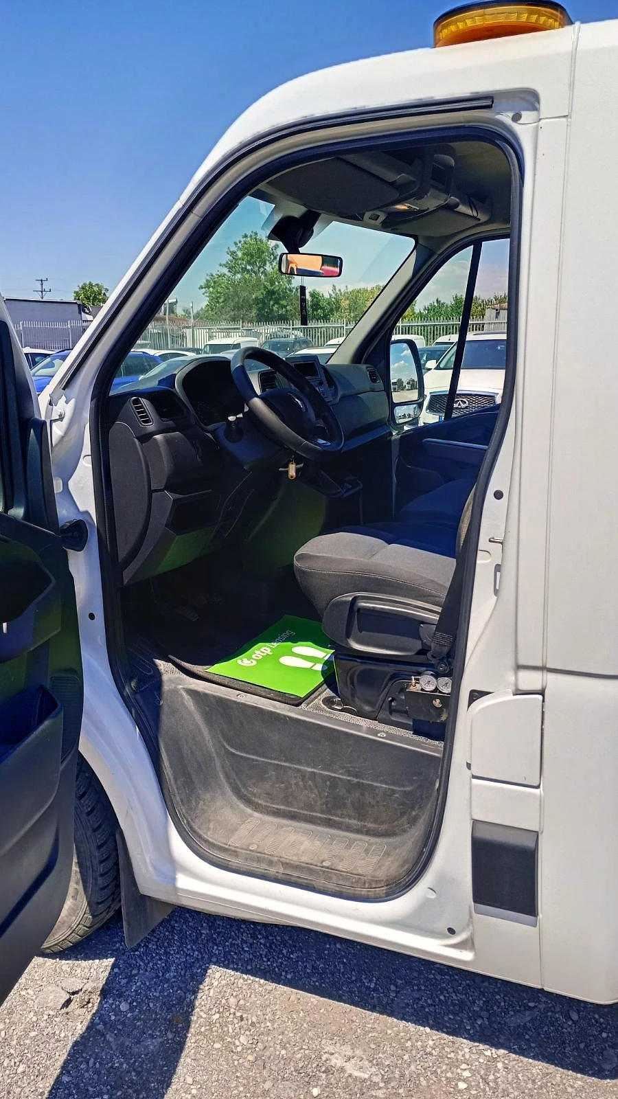 Renault Master 2.3DCI Пътна Помощ, снимка 11 - Бусове и автобуси - 55563020