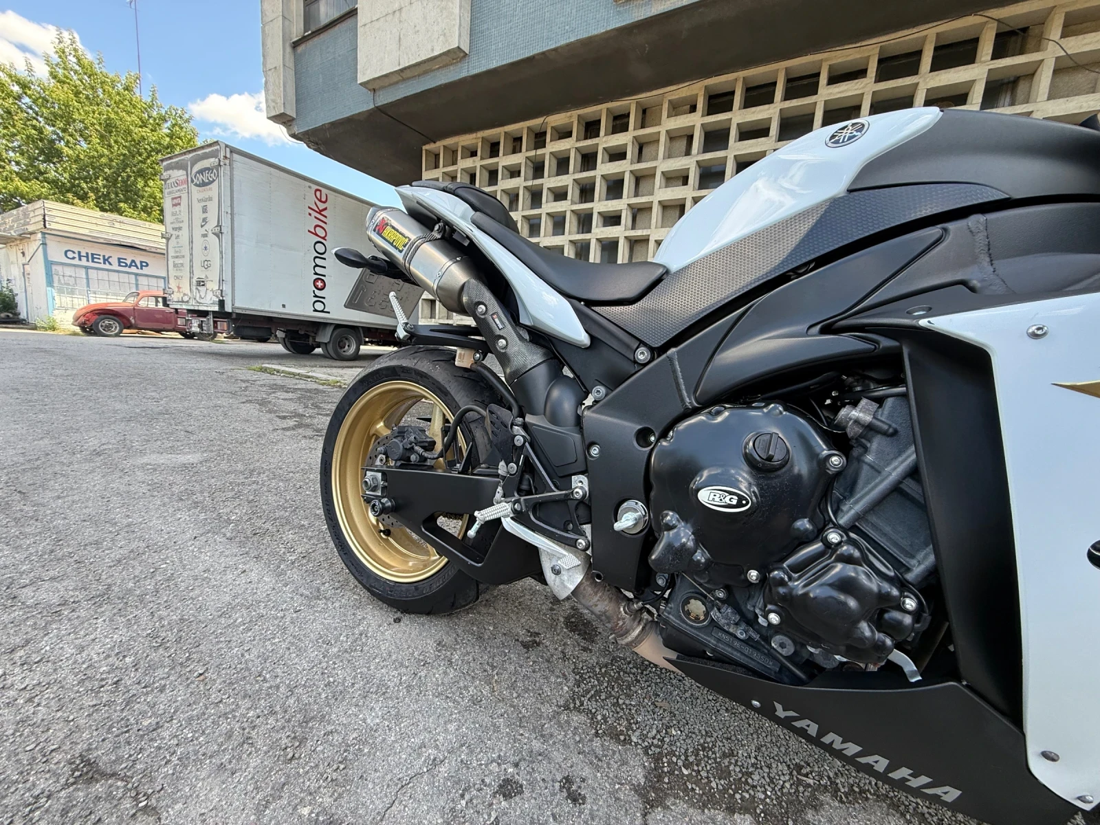 Yamaha YZF-R1 Big Bang, снимка 10 - Мотоциклети и мототехника - 54955571