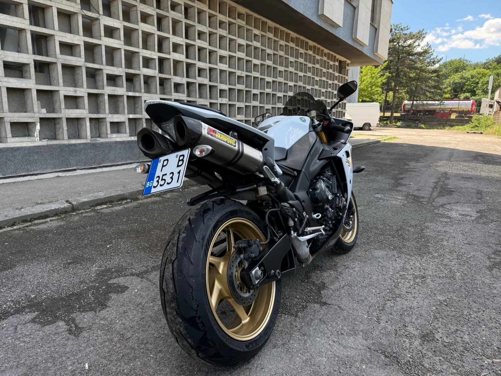 Yamaha YZF-R1 Big Bang, снимка 17 - Мотоциклети и мототехника - 54955571