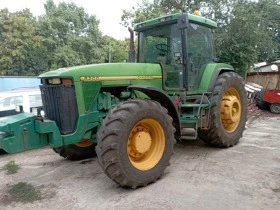      John Deere 8200