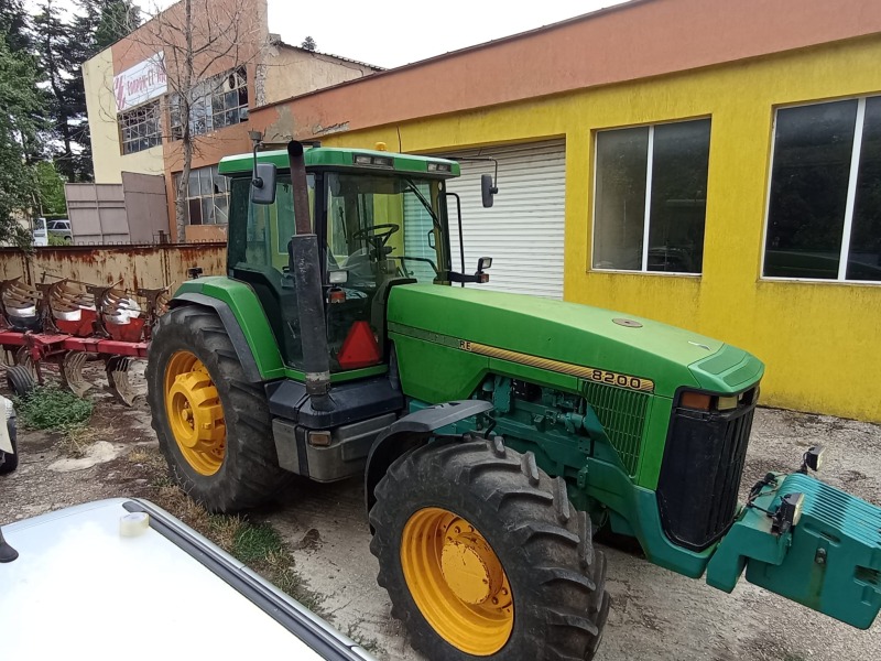 Трактор John Deere 8200, снимка 4 - Селскостопанска техника - 47204037