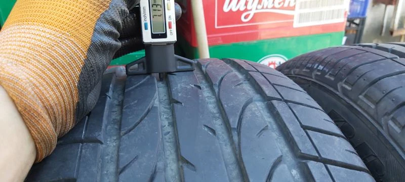 Гуми Летни 235/55R17, снимка 4 - Гуми и джанти - 29887618