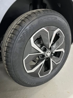 Гуми Летни 205/60R16, снимка 3 - Гуми и джанти - 49503505