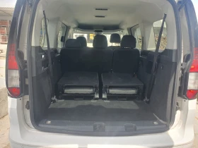 VW Caddy MAXI 6+ 1 - TOП Състояние!, снимка 15