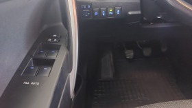 Toyota Auris 2, 0 D4D 124 кс. Нидерландия  КЛИМАТРОНИК , снимка 15