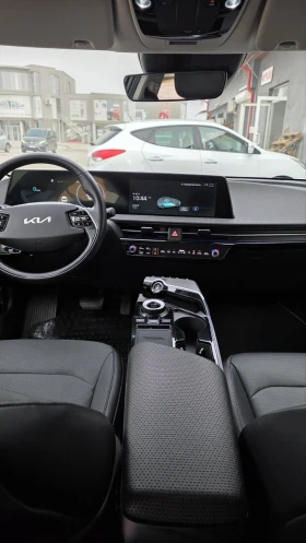 Kia EV6 - 56000 лв. / 28632.35 € - 22911491 13