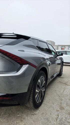 Kia EV6 - 56000 лв. / 28632.35 € - 22911491 3