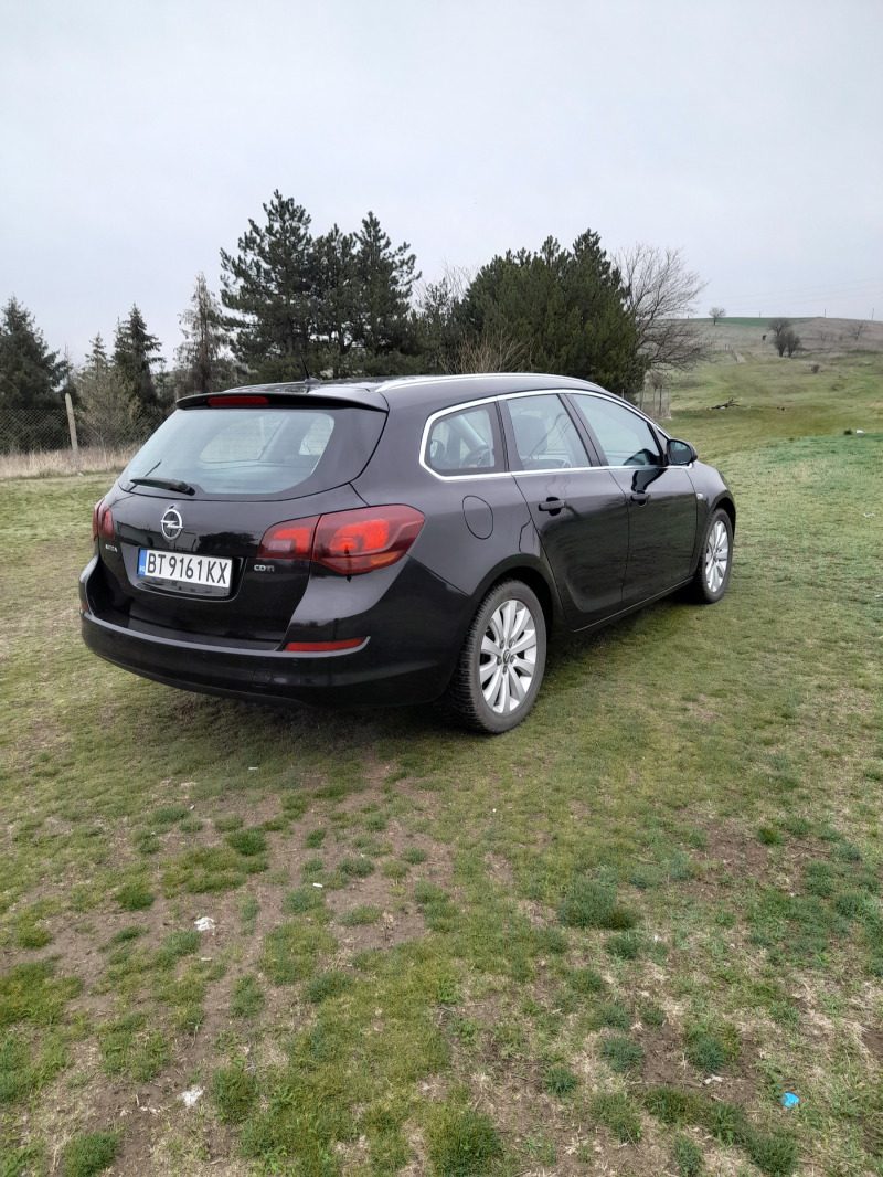 Opel Astra, снимка 3 - Автомобили и джипове - 45319871