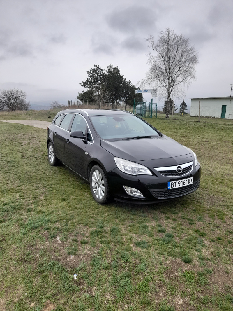 Opel Astra, снимка 2 - Автомобили и джипове - 45319871