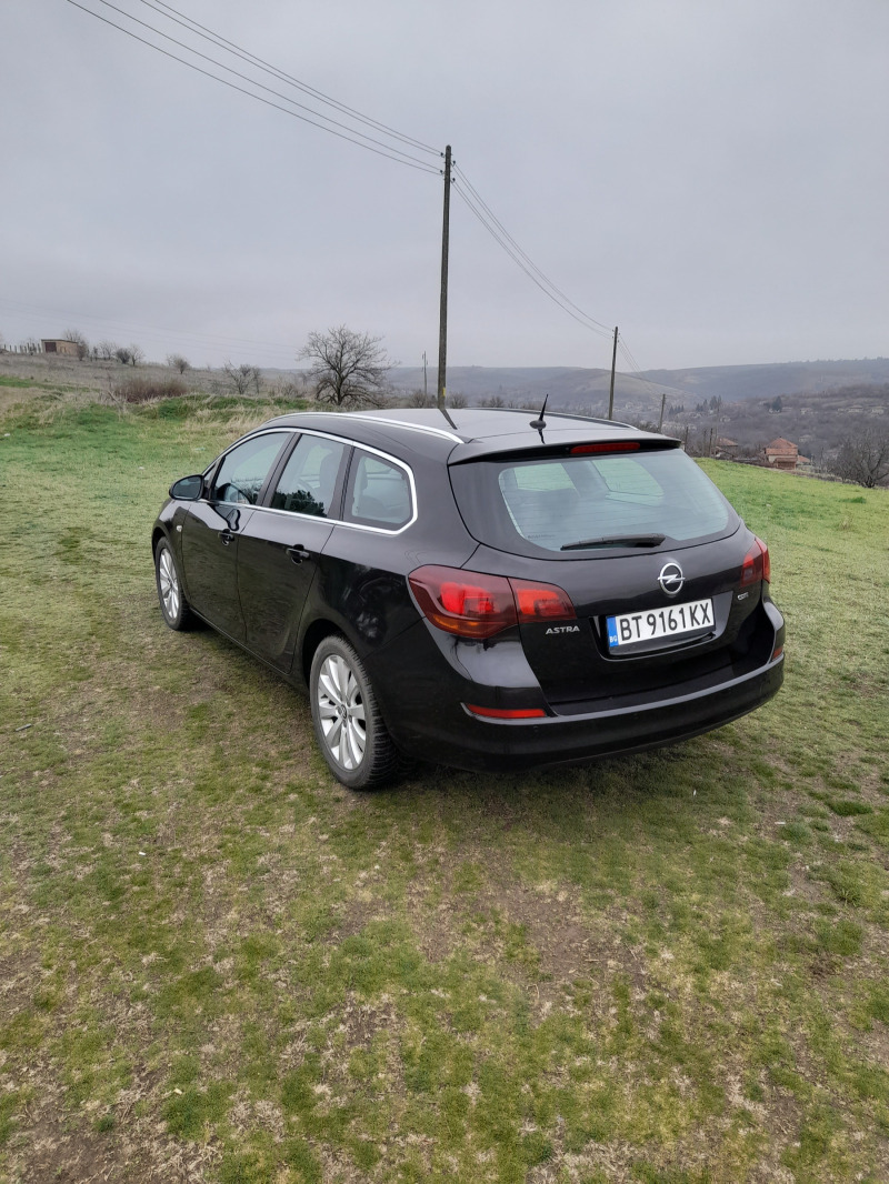 Opel Astra, снимка 4 - Автомобили и джипове - 45928123