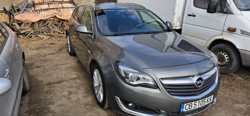 Opel Insignia, снимка 1 - Автомобили и джипове - 49433737