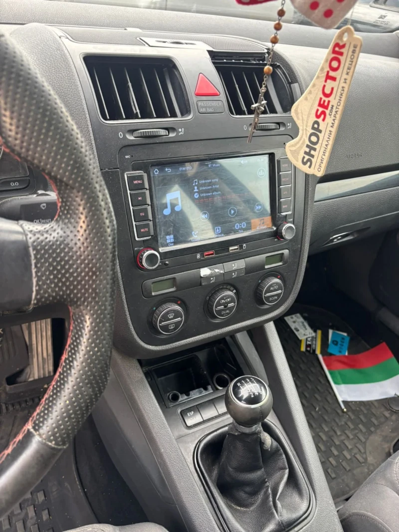 VW Golf 1.4TSI, снимка 6 - Автомобили и джипове - 51085544