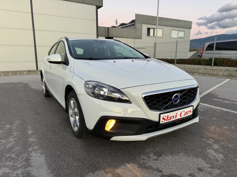 Volvo V40 Cross Country D2 GEARTRONIC SUMMUM, снимка 3 - Автомобили и джипове - 52216604