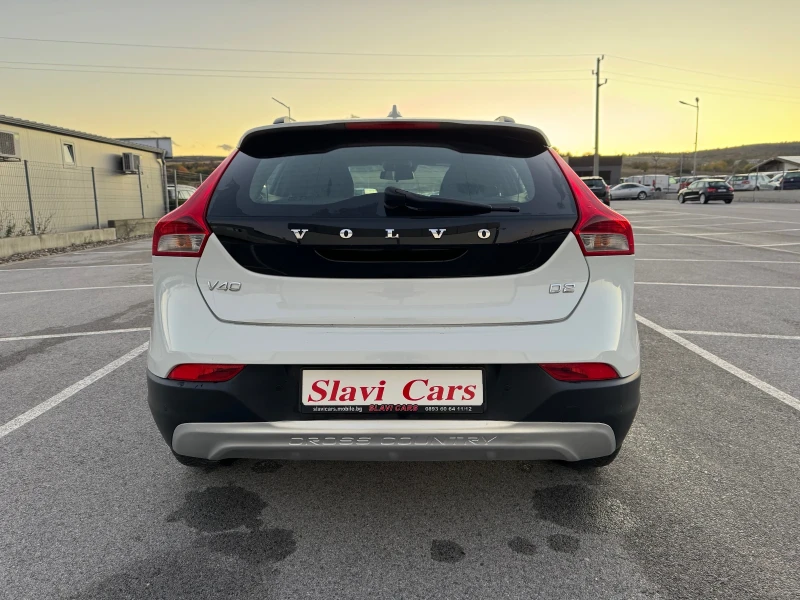 Volvo V40 Cross Country D2 GEARTRONIC SUMMUM, снимка 5 - Автомобили и джипове - 52216604