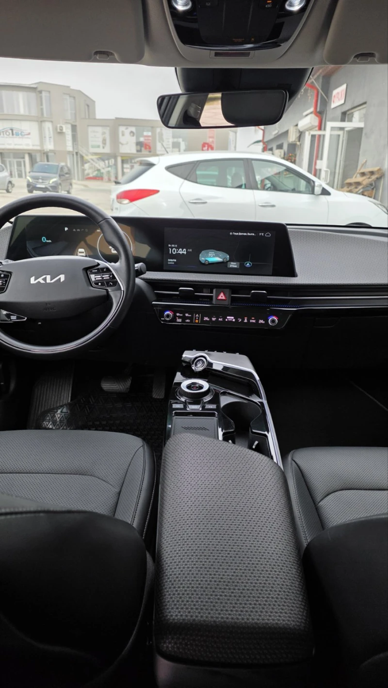 Kia EV6, снимка 13 - Автомобили и джипове - 52678915