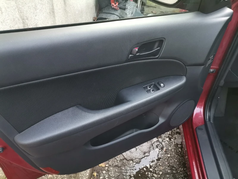 Hyundai I30, снимка 5 - Автомобили и джипове - 52991608