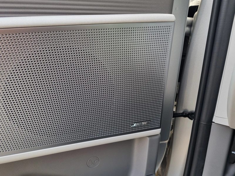 Hyundai Ioniq 6 AWD, 77.4kWh, UNIQ, снимка 12 - Автомобили и джипове - 52978894