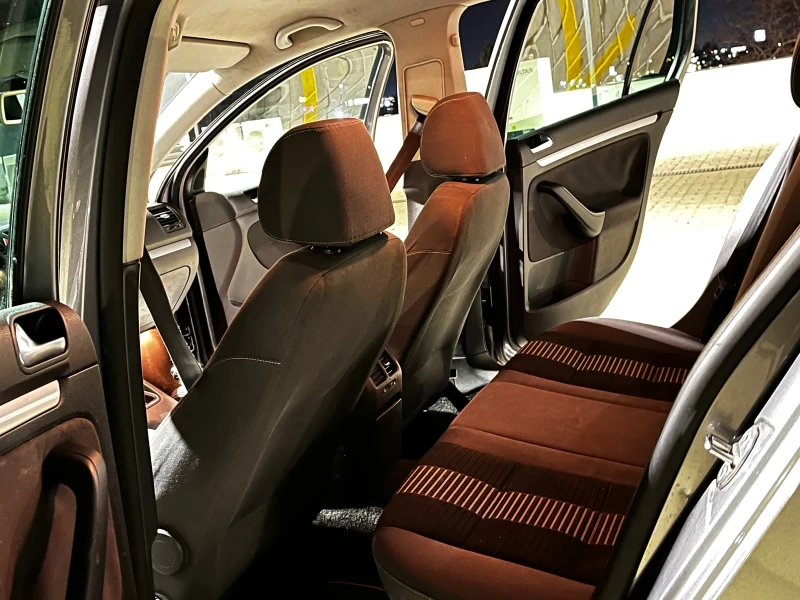 VW Golf 1.9TDI/105/UNITED/2008Г, снимка 14 - Автомобили и джипове - 53115112