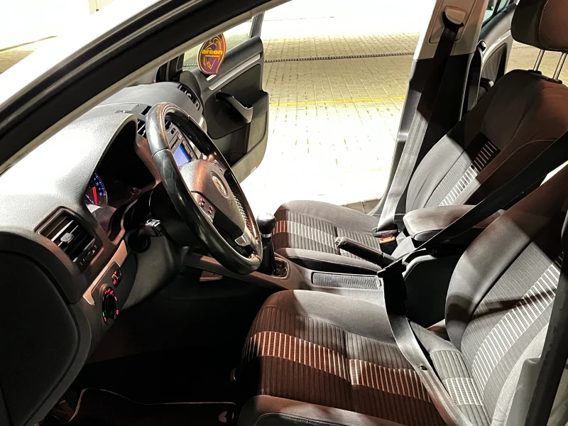 VW Golf 1.9TDI/105/UNITED/2008Г, снимка 12 - Автомобили и джипове - 53115112