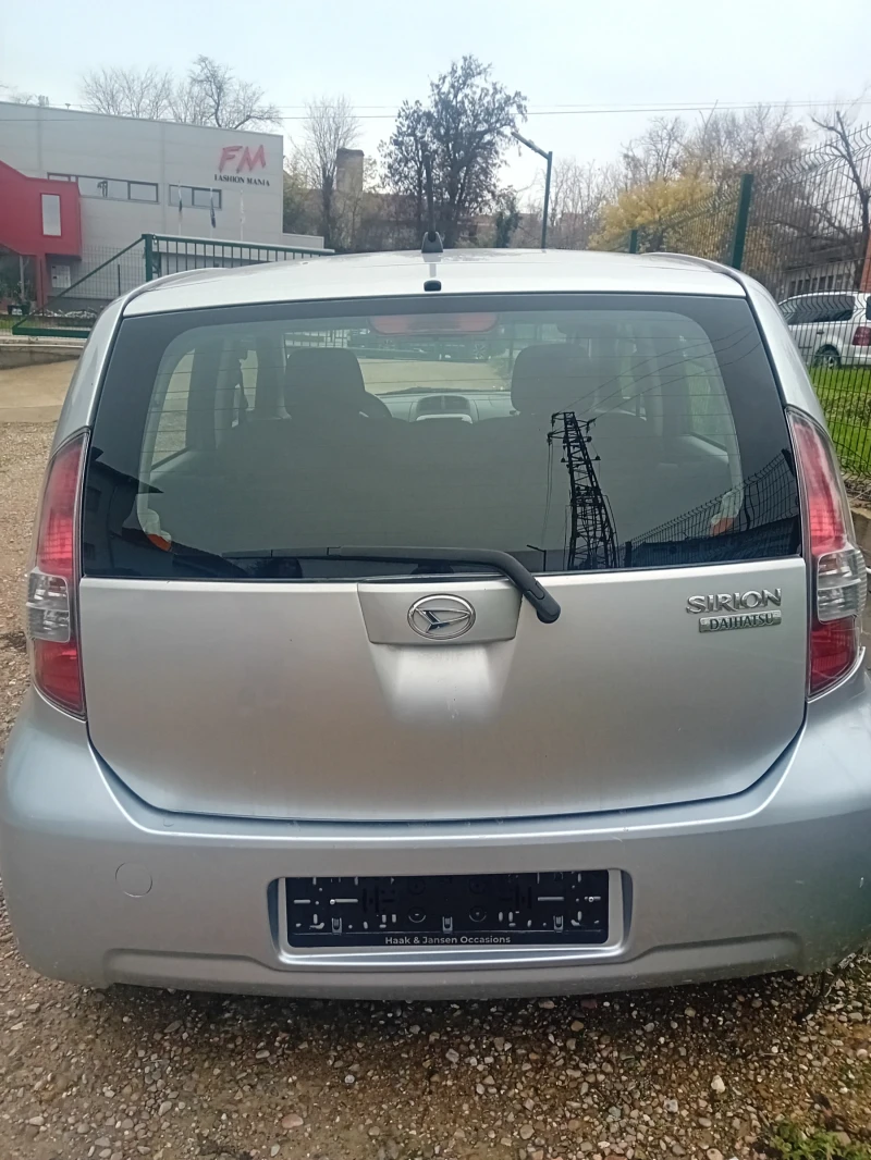 Daihatsu Sirion, снимка 4 - Автомобили и джипове - 53339125