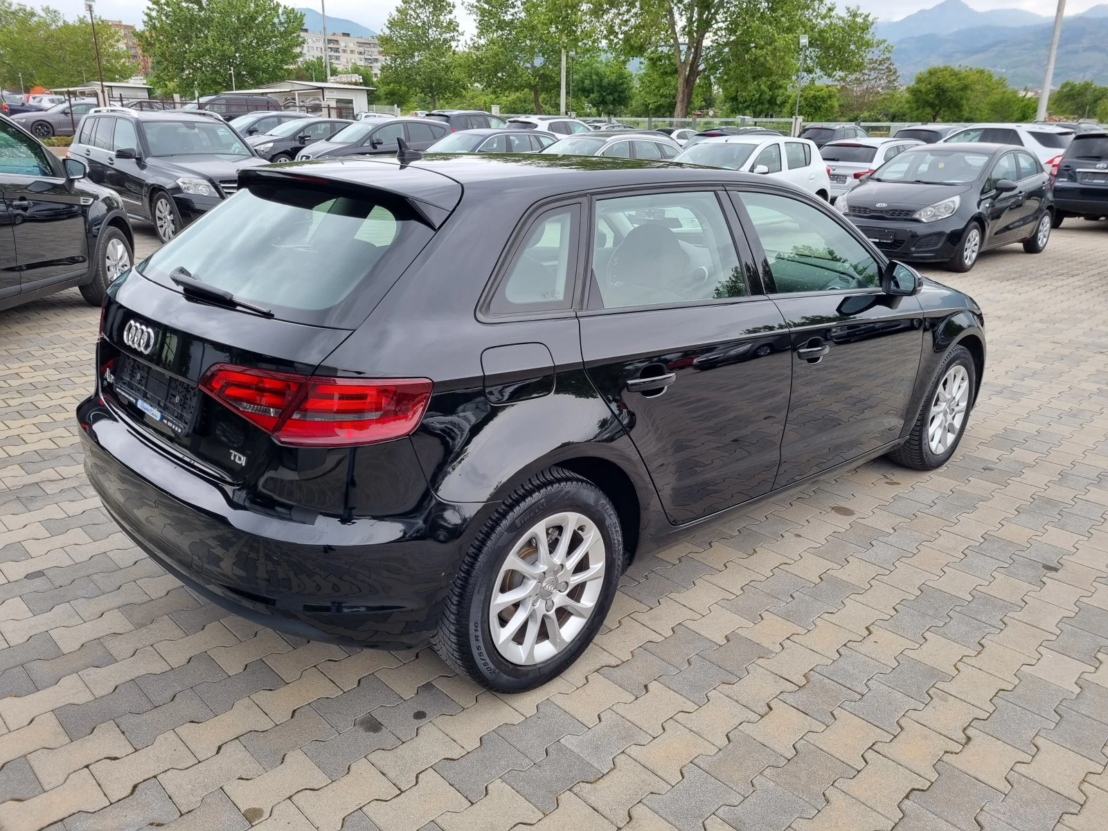 Audi A3 АВТОМАТИК= 1.6TDi-110ps* 2015г. EURO 6B  - изображение 6