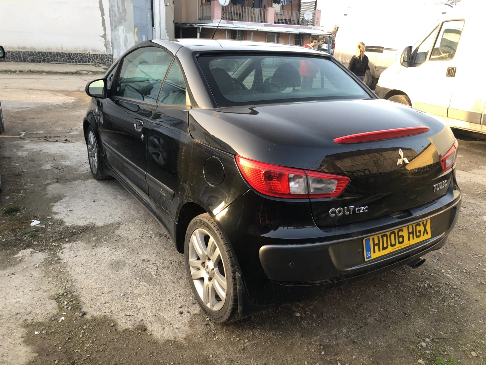 Mitsubishi Colt 1.5 - изображение 5