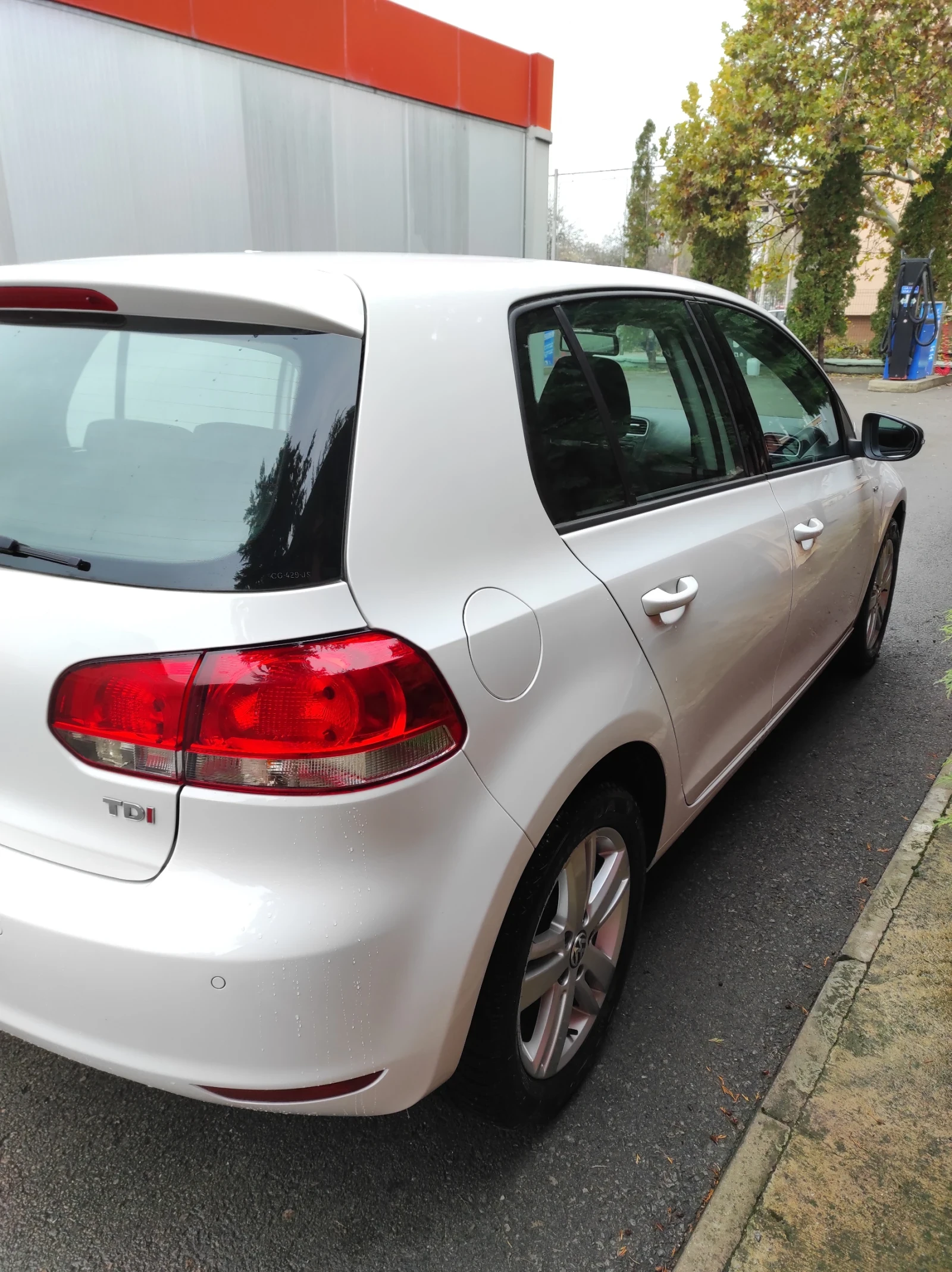 VW Golf 1.6дизел 105кс - изображение 5