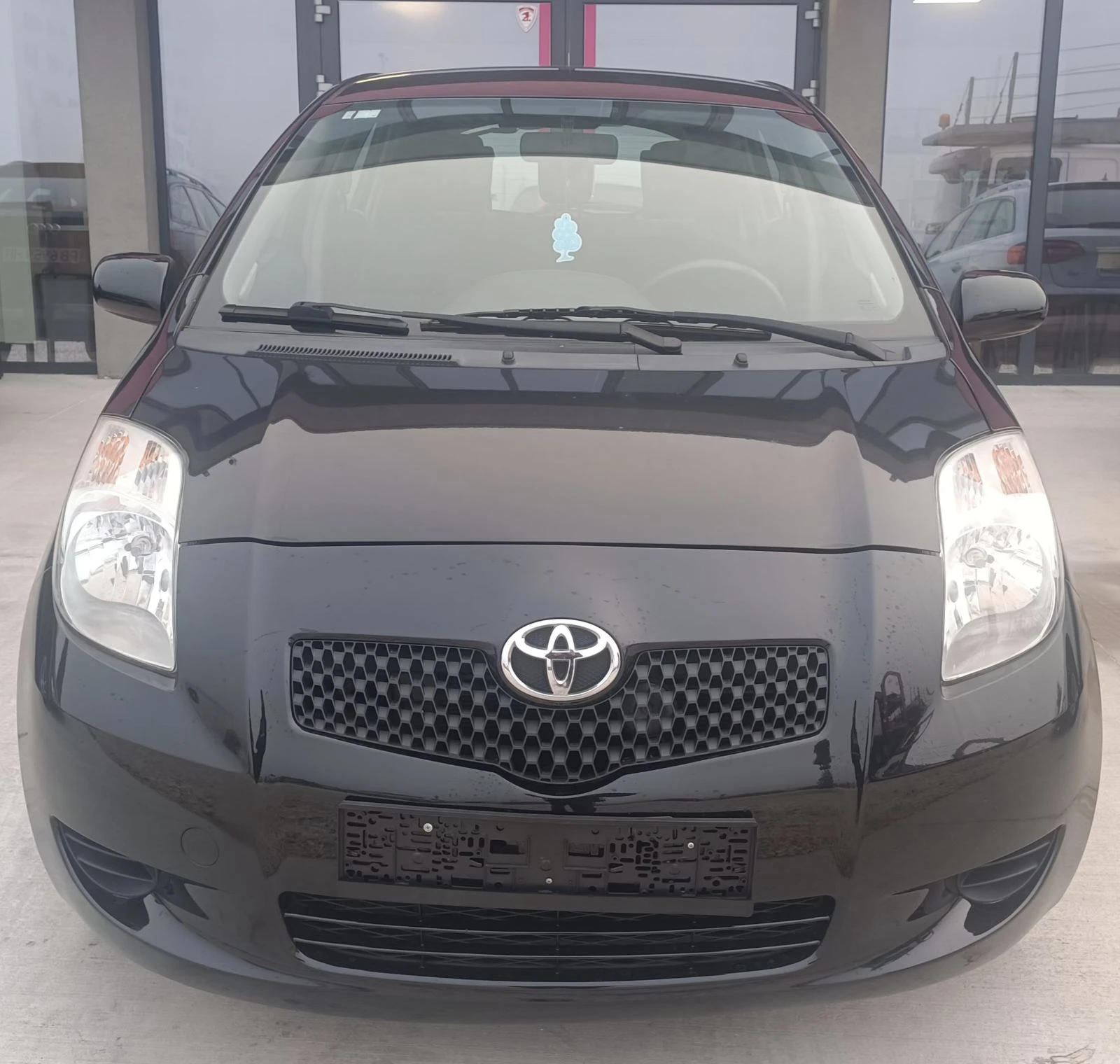 Toyota Yaris 1.0i facelift - [1] 