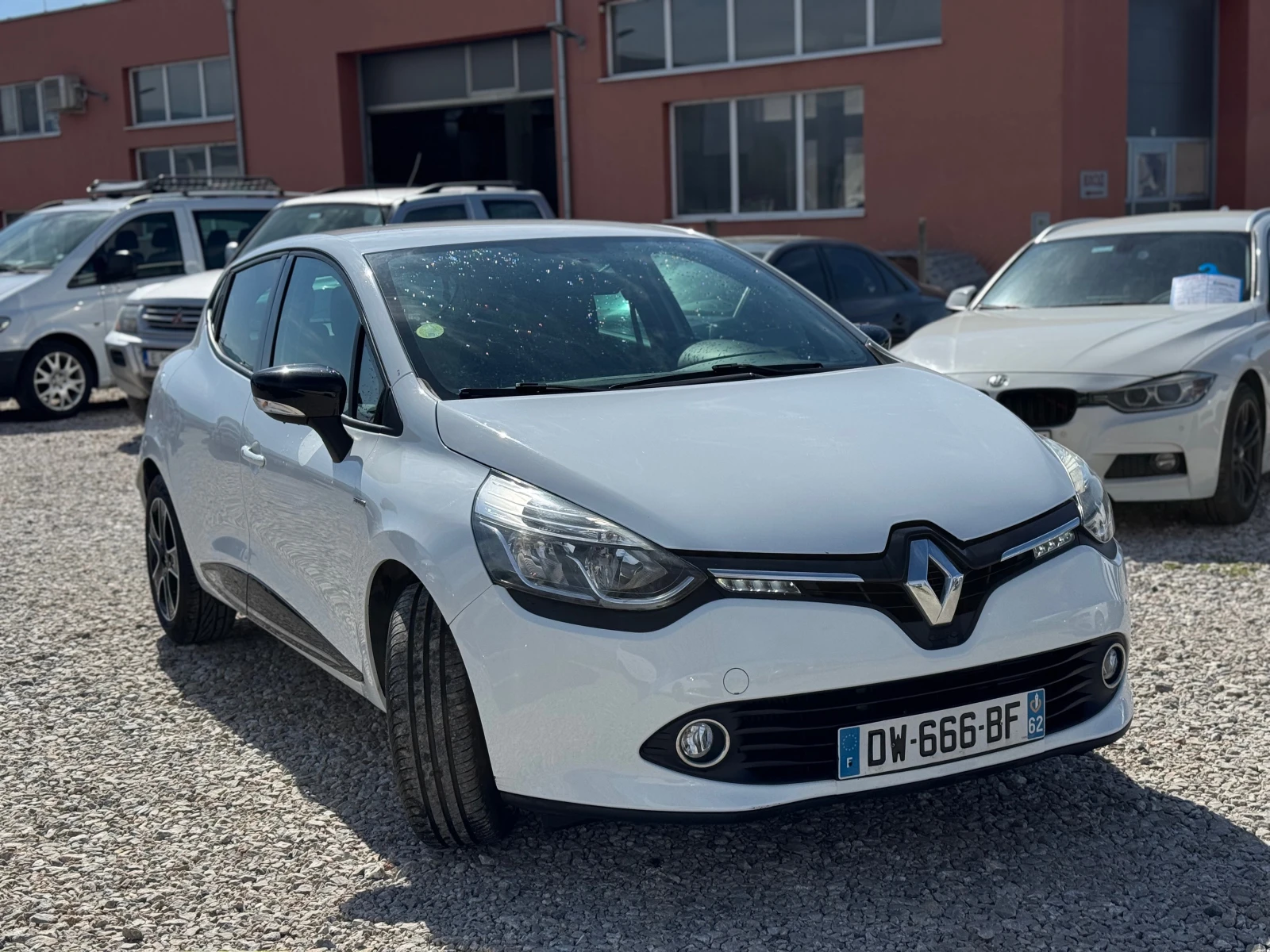 Renault Clio 1.5DCI, снимка 6 - Автомобили и джипове - 53784761