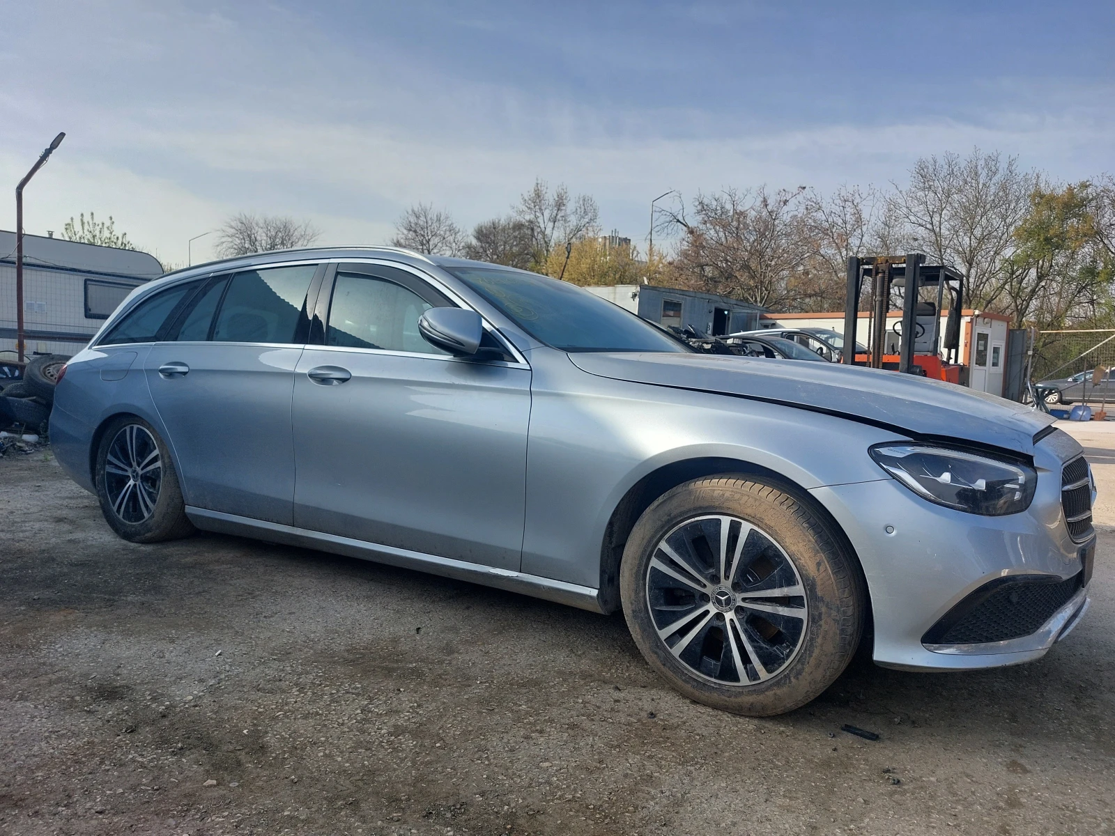 Mercedes-Benz E 220 d W213 FACELIFT SPORT, снимка 6 - Автомобили и джипове - 54204581
