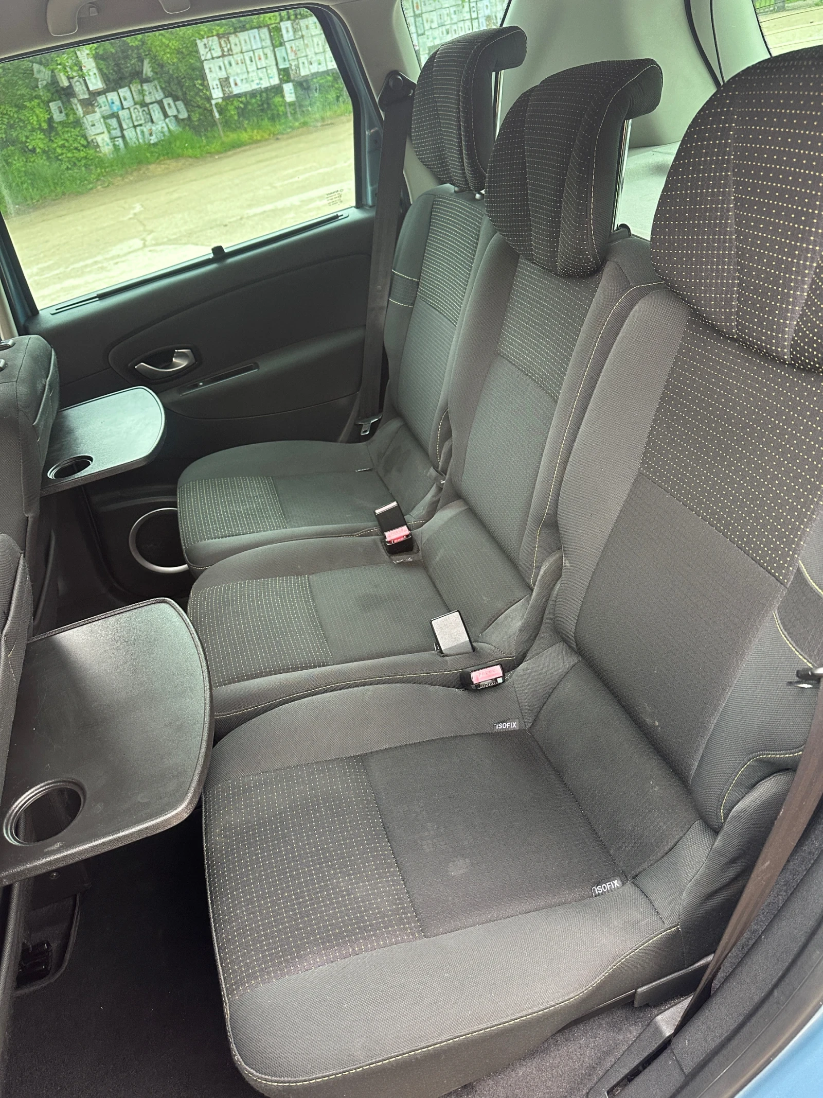 Renault Scenic 1.4TCE, снимка 15 - Автомобили и джипове - 54486001