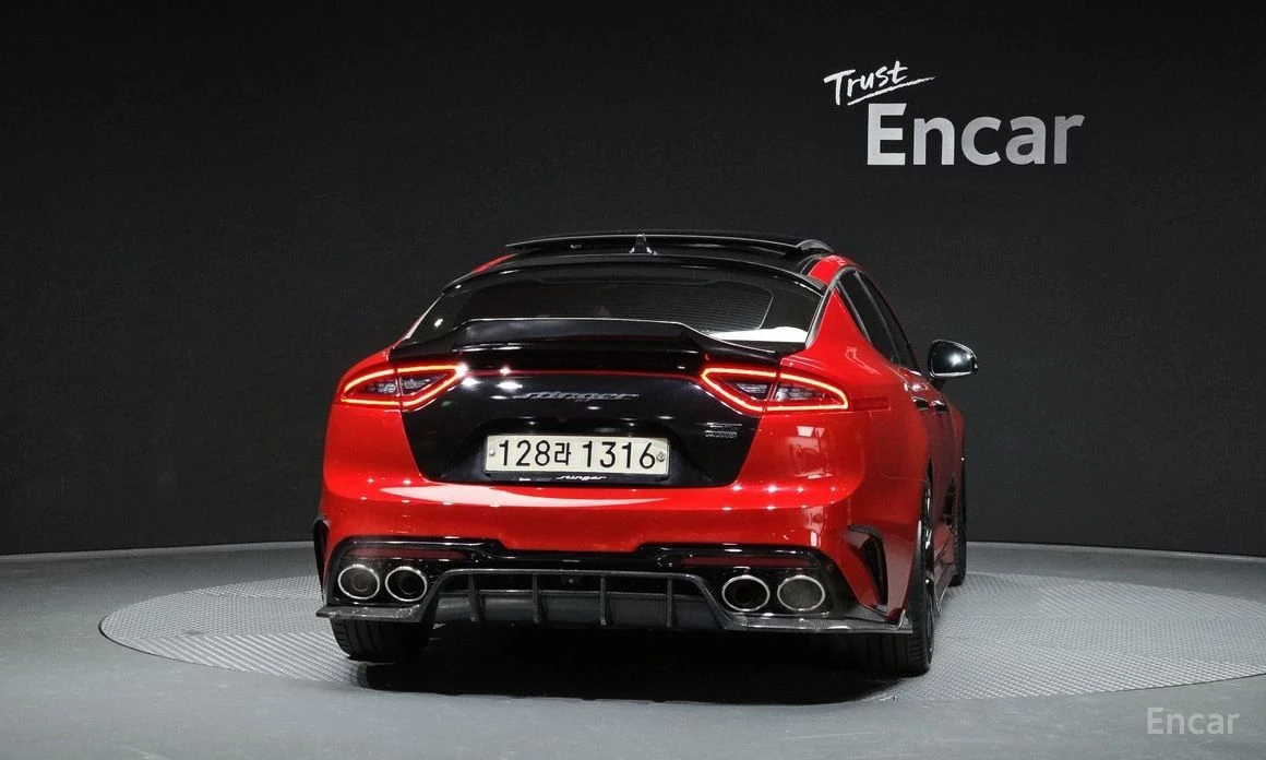 Kia Stinger, снимка 4 - Автомобили и джипове - 54573748