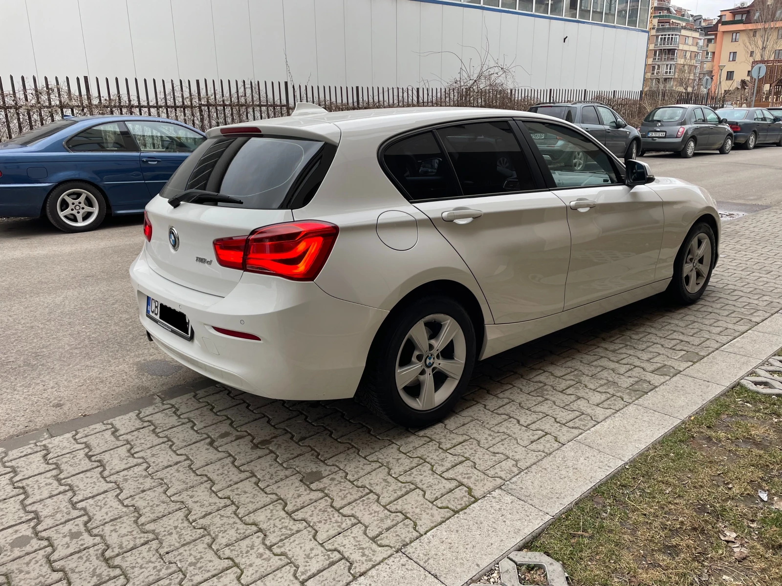 BMW 118 d Facelift, снимка 3 - Автомобили и джипове - 54646977