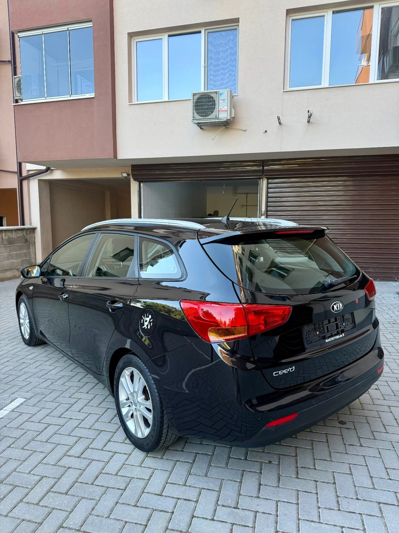 Kia Ceed, снимка 5 - Автомобили и джипове - 54846756