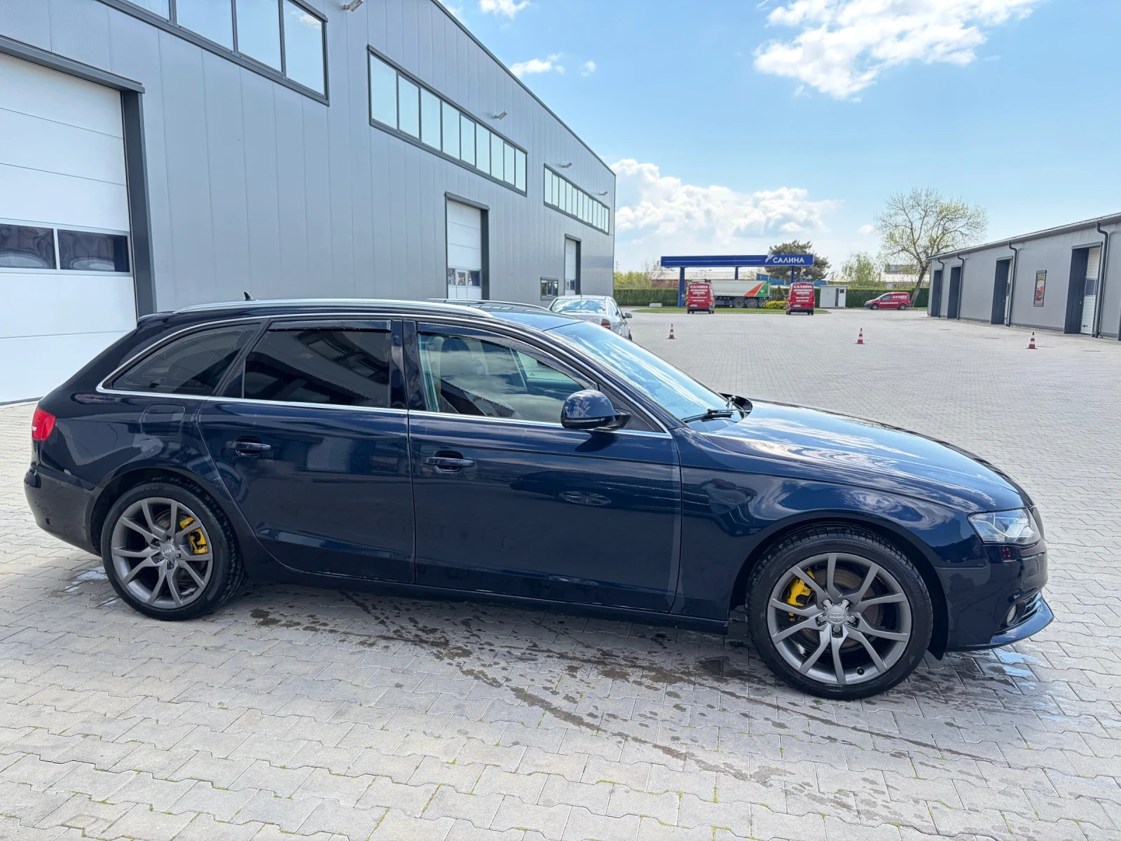 Audi A4, снимка 2 - Автомобили и джипове - 55148456